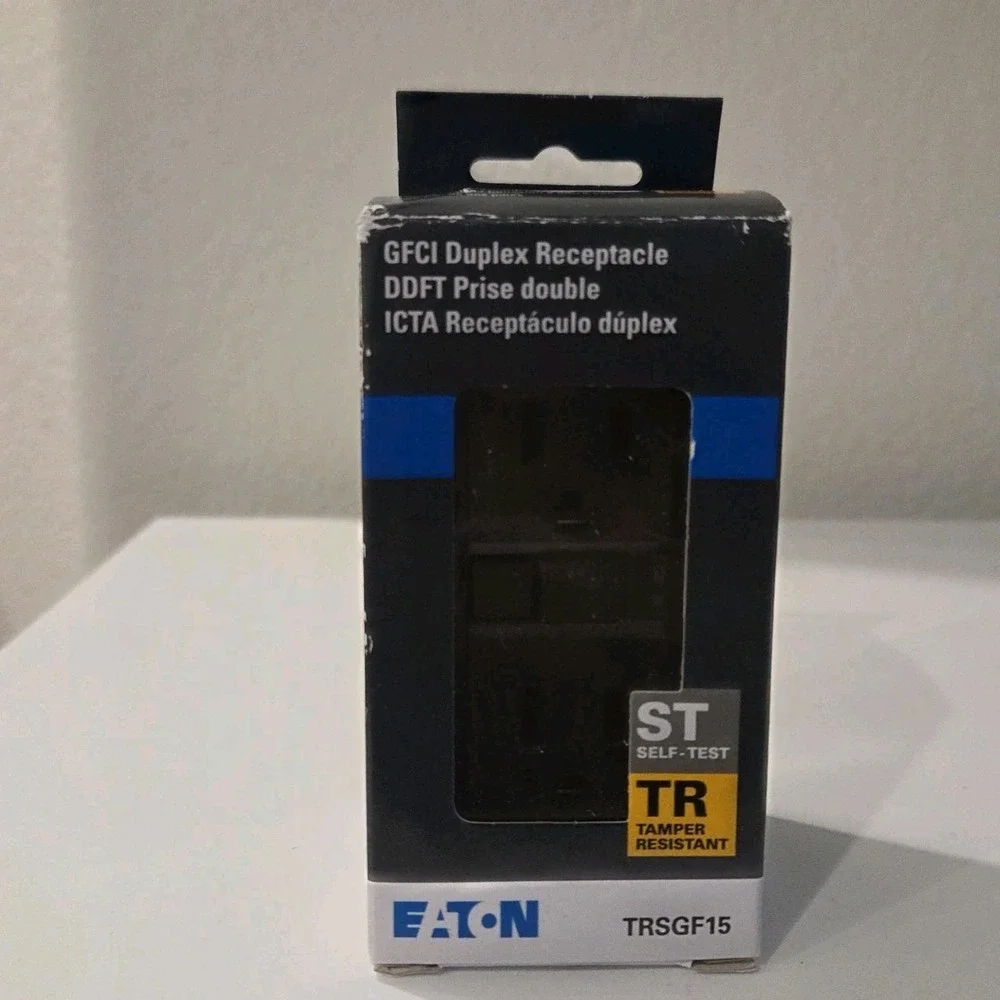 Eaton TRAFGF15LA-BX-LW GFCI Duplex Receptacle Outlet Eaton TRAFGF15